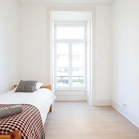 Avenida Liberdade Гостьовий будинок *